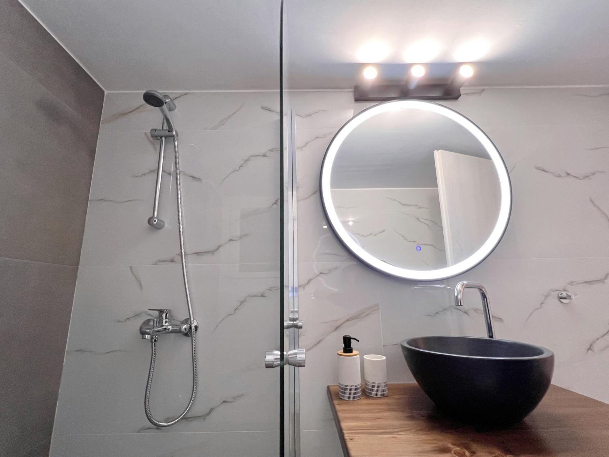 Wsd Piraeus Amazing Luxury Boutique 2Bd Apartment With Balcony 외부 사진